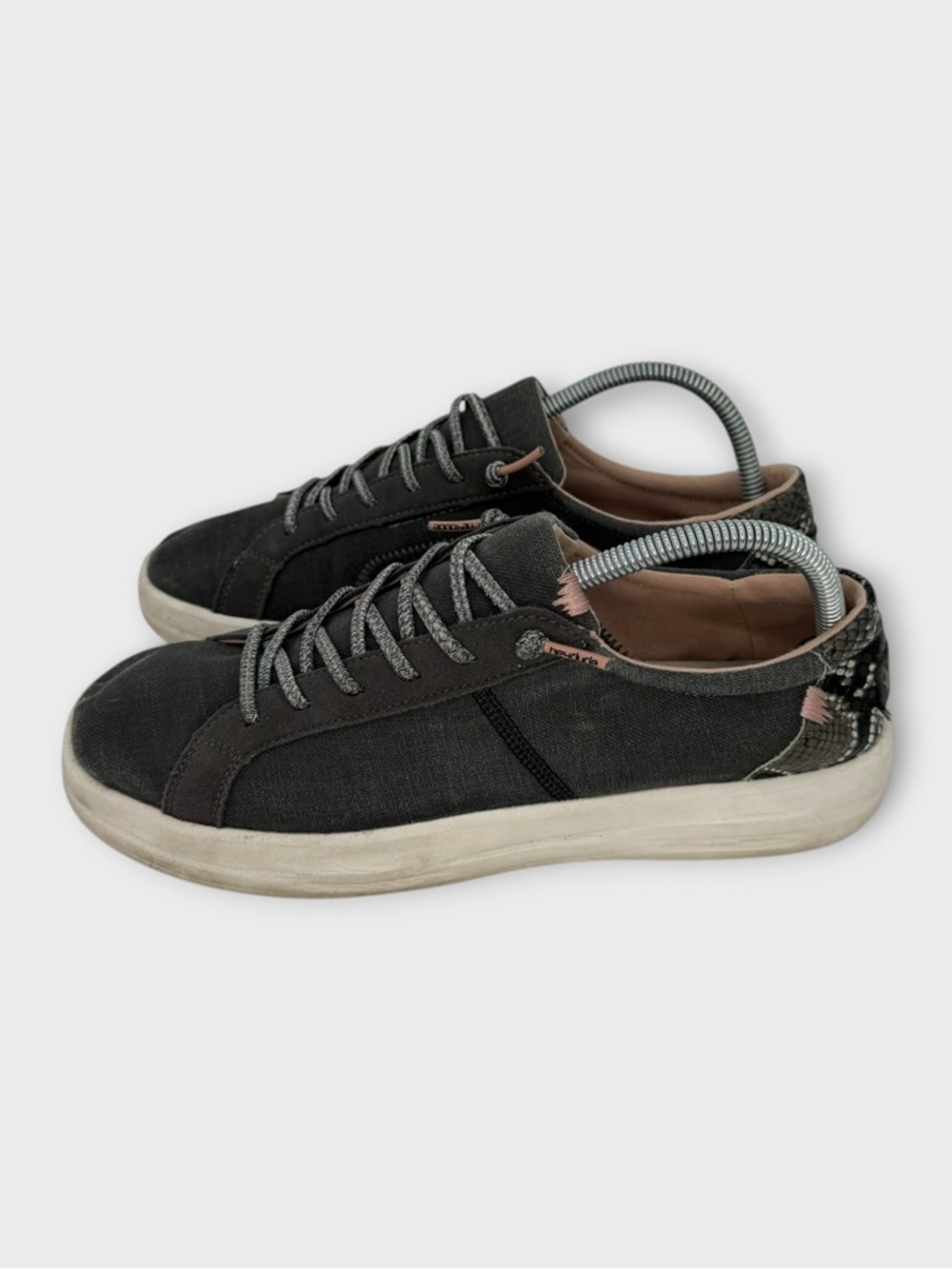 Hey Dude Karina‎ Slip On Sneakers Size 9 Fair Condition Comfy - Picture 2 of 7
